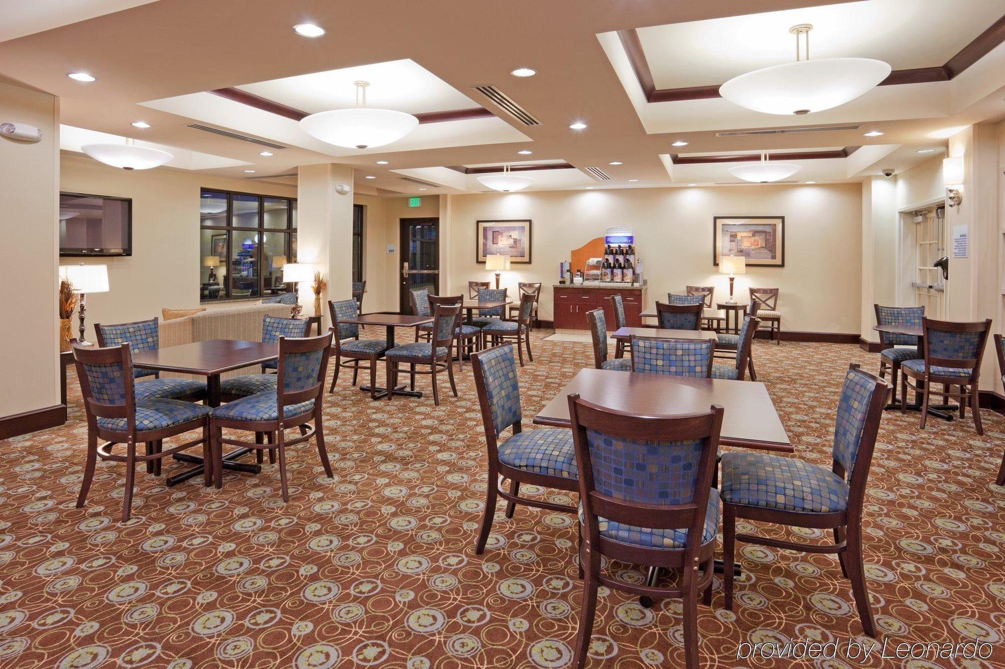 Holiday Inn Express & Suites Clovis Fresno Area By Ihg Ресторант снимка