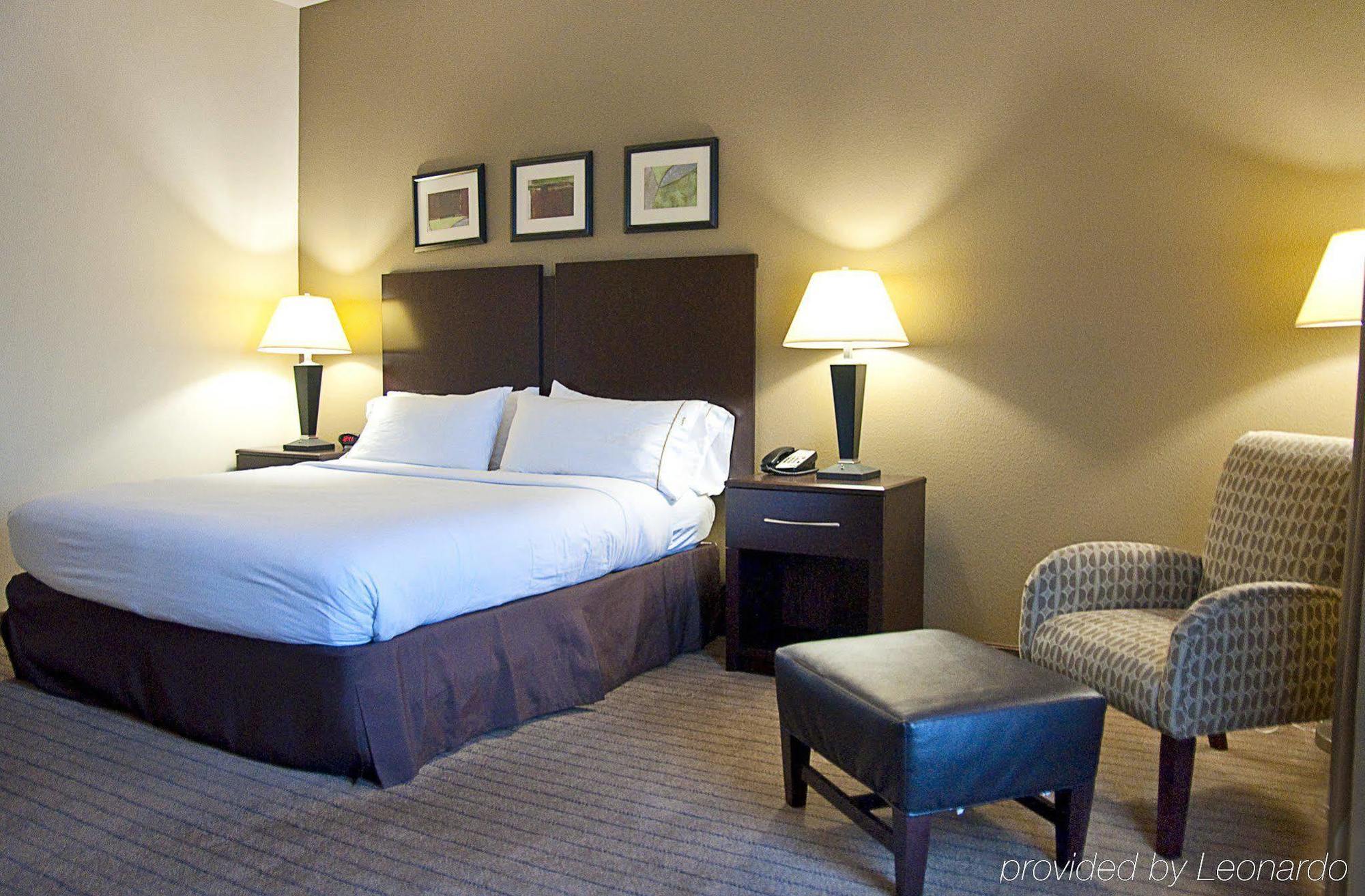Holiday Inn Express & Suites Clovis Fresno Area By Ihg Екстериор снимка