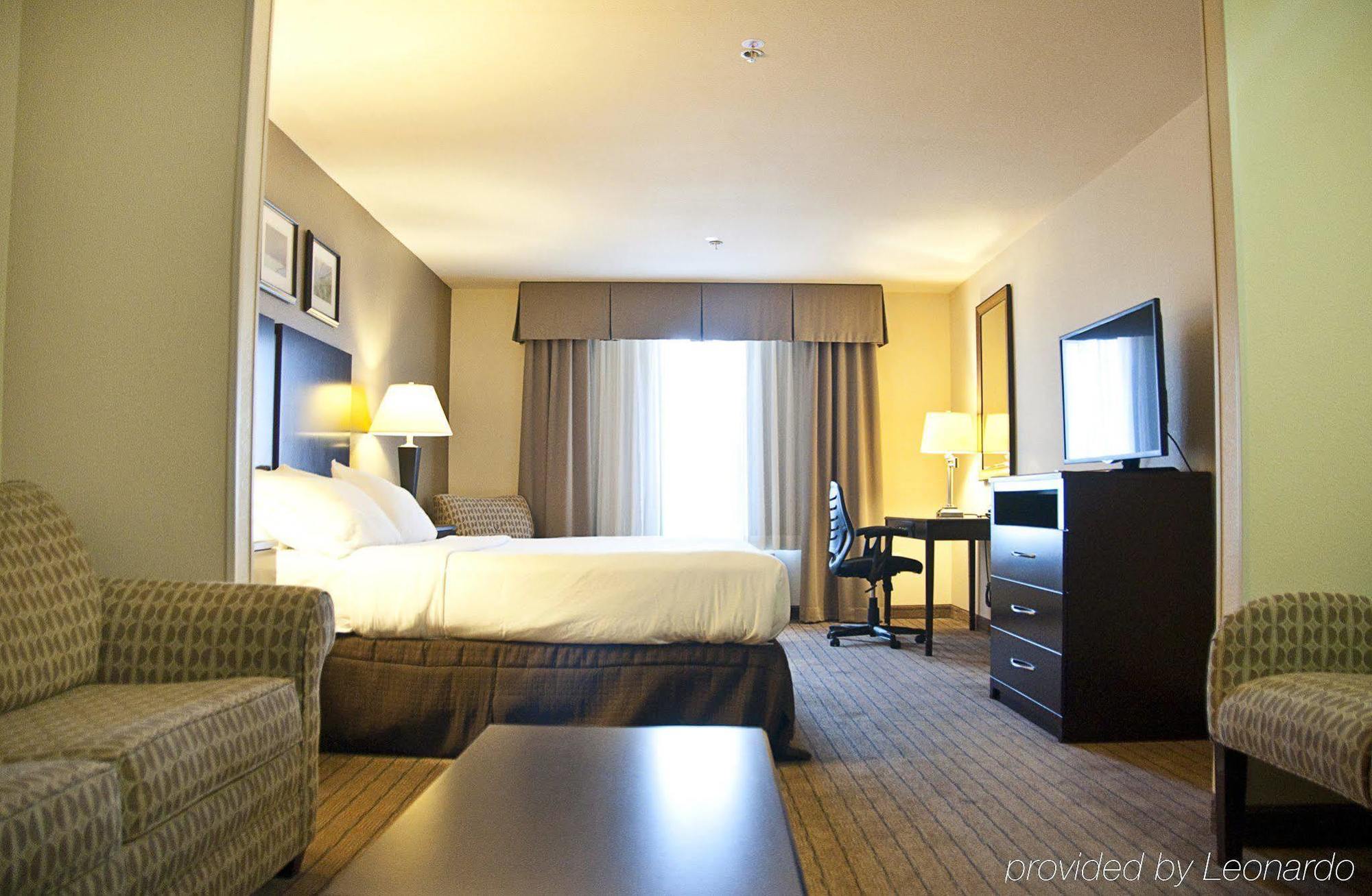 Holiday Inn Express & Suites Clovis Fresno Area By Ihg Екстериор снимка